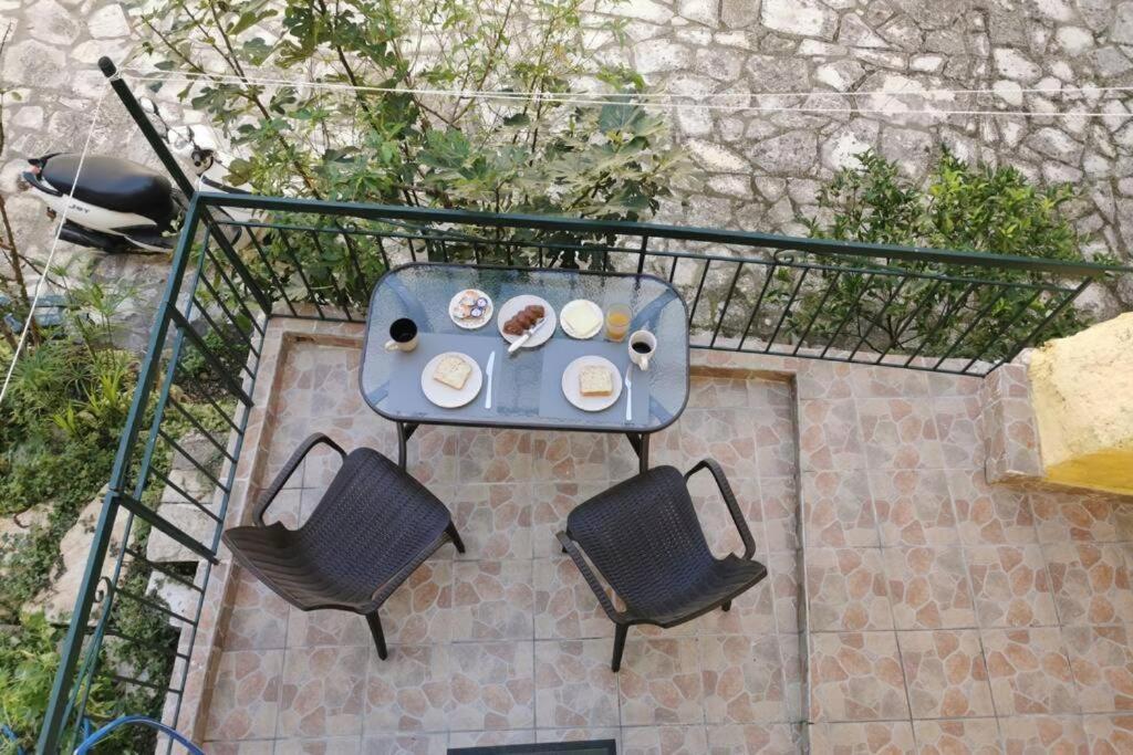 Villa Cozy Corfiot House à Corfu  Extérieur photo