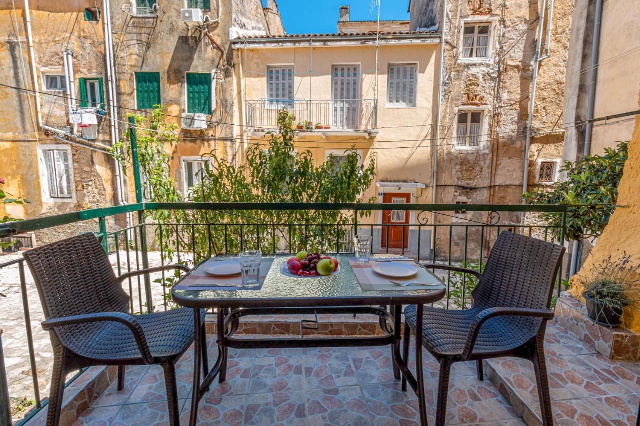 Villa Cozy Corfiot House à Corfu  Extérieur photo